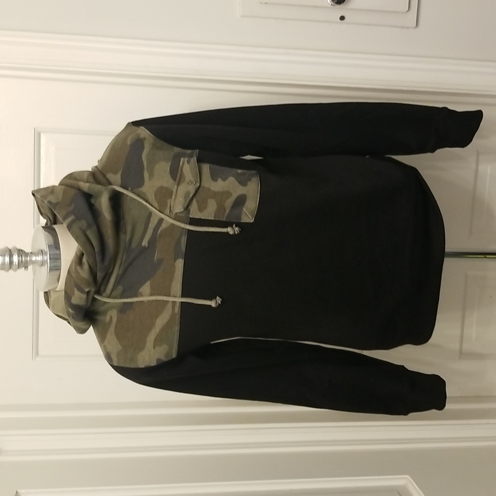 Men's High Neck Camo Hoodie